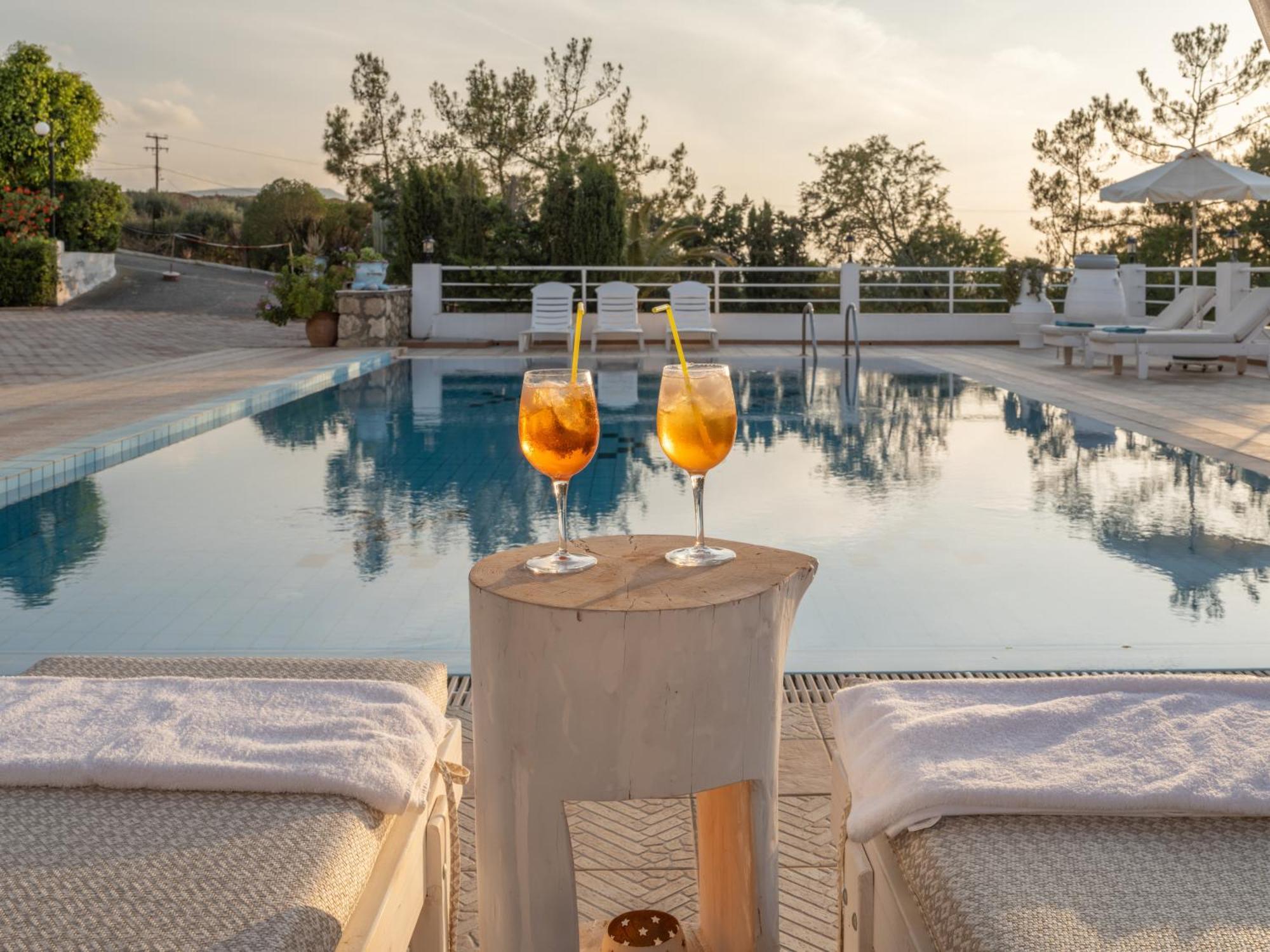 خيرسونِسوس Aegean Apartments المظهر الخارجي الصورة