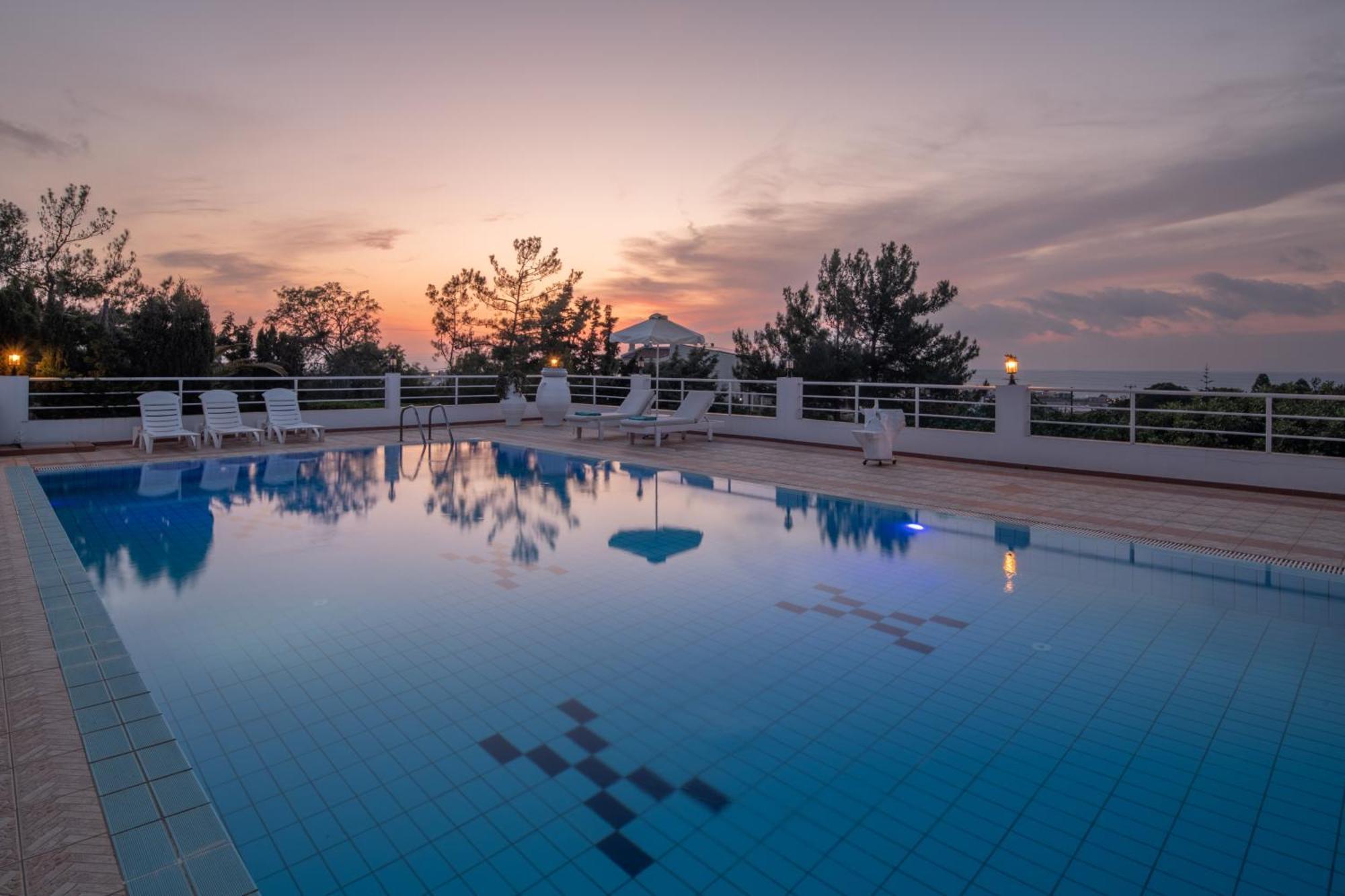 خيرسونِسوس Aegean Apartments المظهر الخارجي الصورة