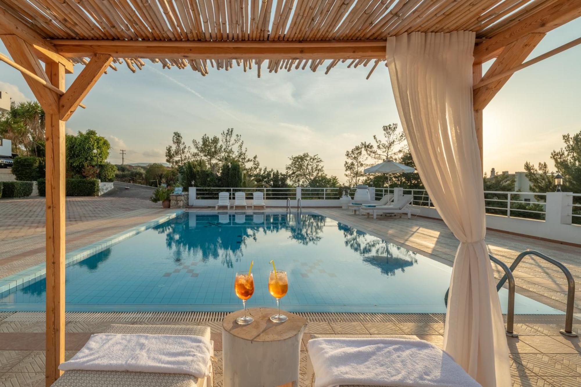 خيرسونِسوس Aegean Apartments المظهر الخارجي الصورة